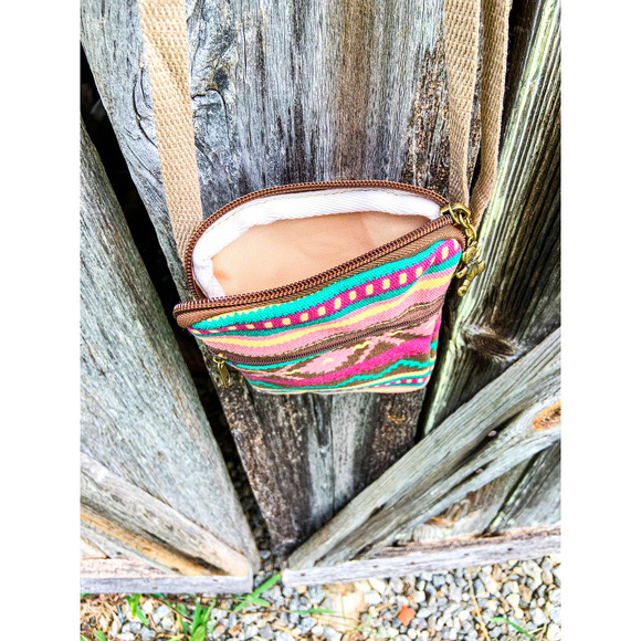 Mini Canvas Crossbody Bag w/ Boho / Tribal Pattern - Super Cute and Practical! - Picture 4 of 7